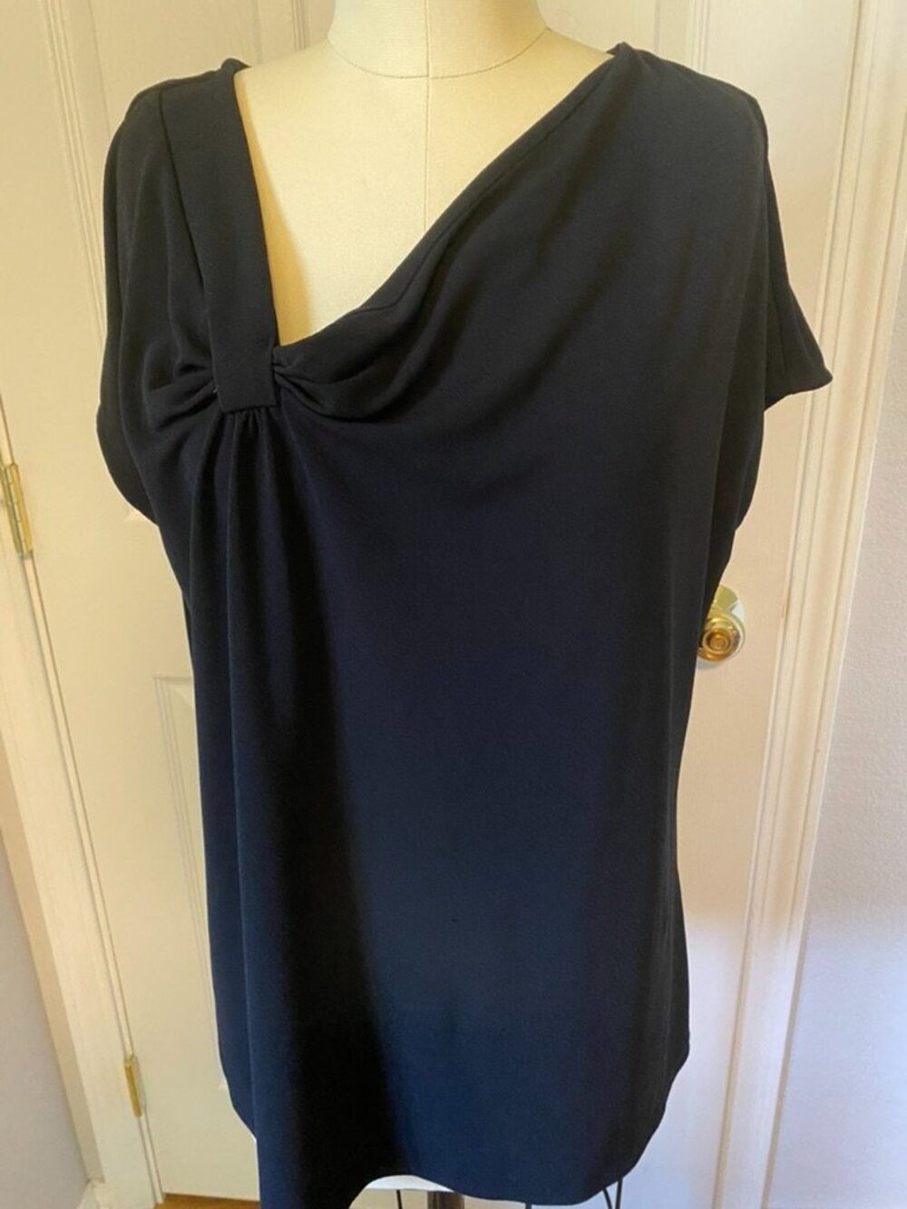 Roz & Ali Black Asymmetric Draped Blouse Size XL